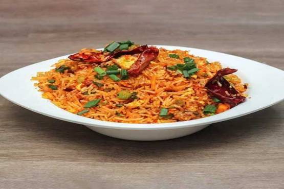 Schezwan Chicken Fried Rice